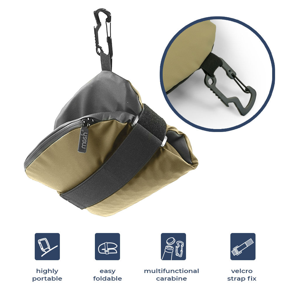 Eine faltbare Tasche mit multifunktionalem Karabiner und Klettverschluss, ideal für unterwegs.