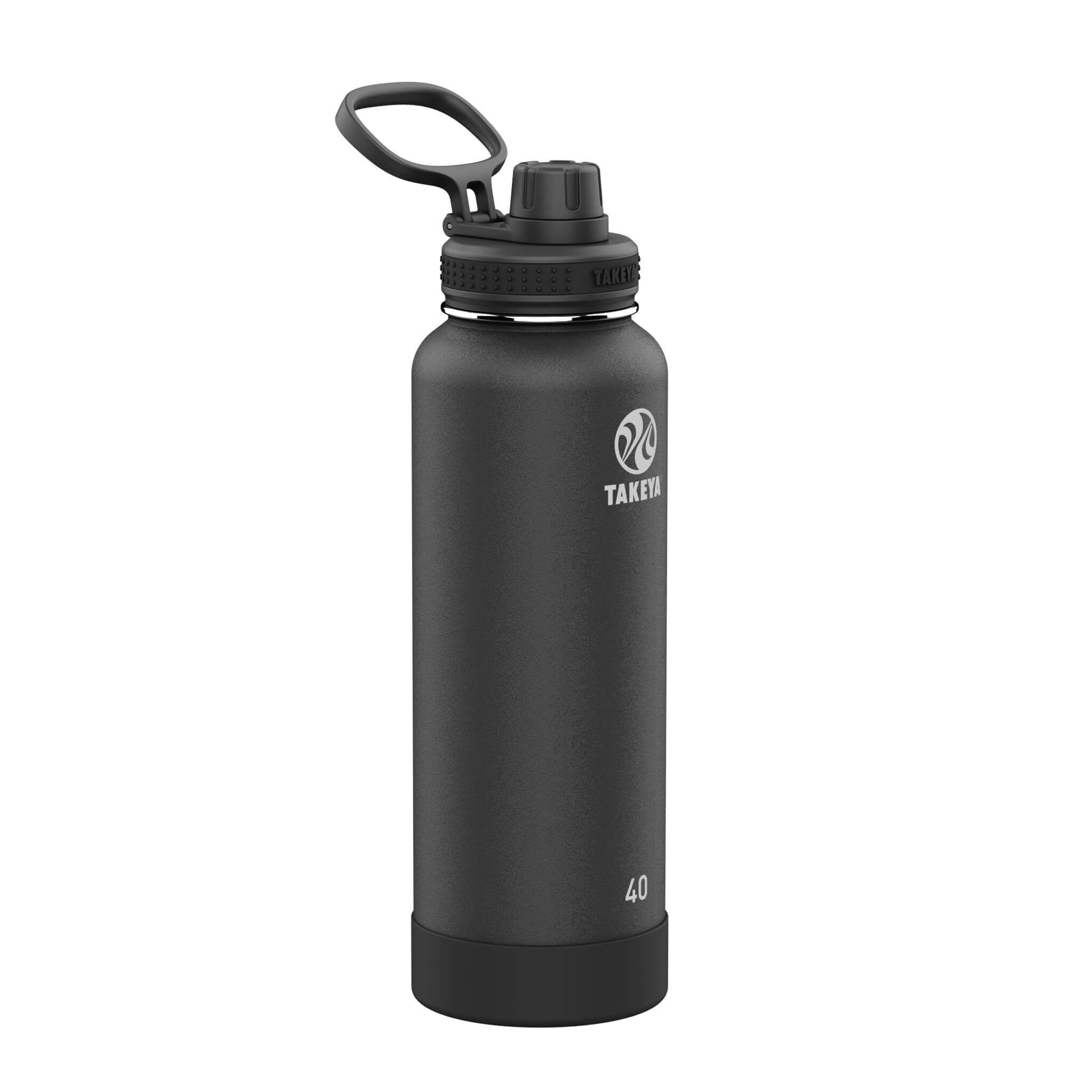 Schwarze Edelstahl-Trinkflasche von Takeya mit 40 oz Fassungsvermögen und praktischem Griff